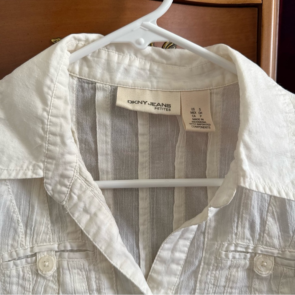 DKNY Adorable White Blouse - Picture 3 of 7